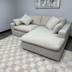 ELYZA 2 PIECE RAF SECTIONAL WITH CHAISE