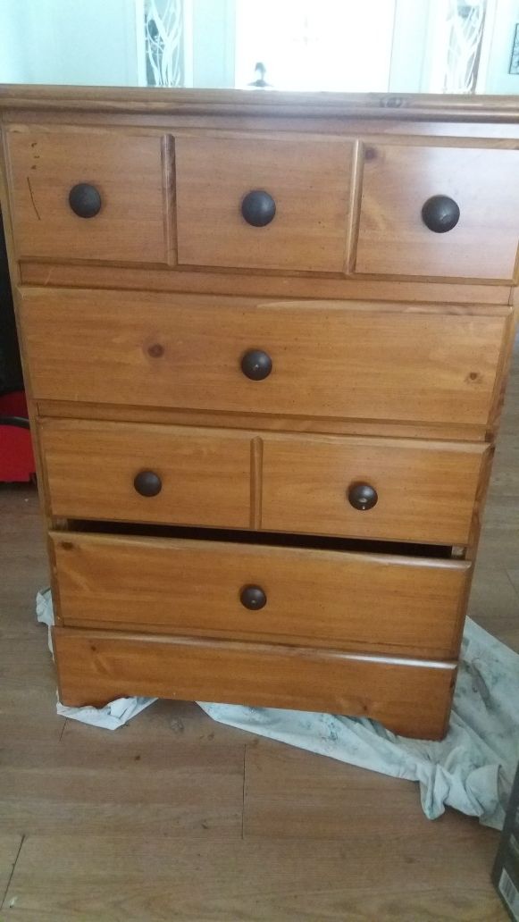 4 drawer spice pine dresser