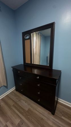 NFL solid wood Full size Bedroom Set