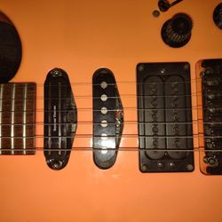 1988 USA STRAT Fender Guitar EXC Pro Fret-level Setup Spa Perfect & US Case!