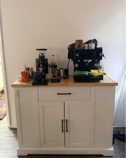 Kitchen island / sideboard