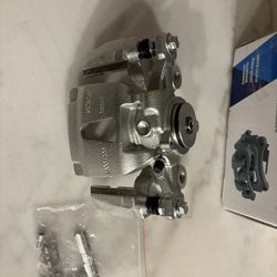 Wagner CN12829SC is a Rear Right brake caliper designed for 2015-2020 Ford F-150 trucks.