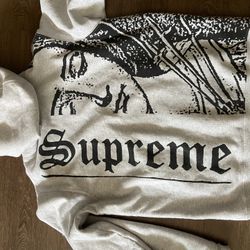 Supreme Hoodie Size M