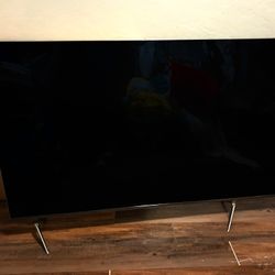 Samsung 64.5-inch 4K Ultra HD Smart TV with Wi-Fi with Samsung One Connect