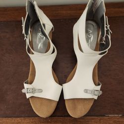 Cute Wedge Shoes! Size 11