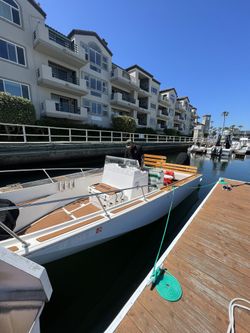 1980 Boston Whaler V22 Outrage