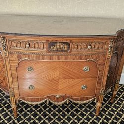 Antique 1920s Sligh Furniture 3 Drawer Antique Dresser. Made In USA