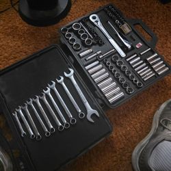 Craftsman Socket and Wrench Tool Set