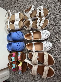 Girl shoes 11/12