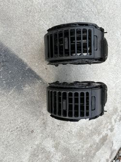 G35 Stock Radio , Air vents , Console 