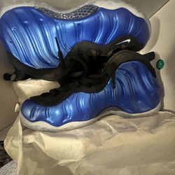 Nike Foamposites Sz 12/ Air jordan Retro 5 Grapes Sz 12.5