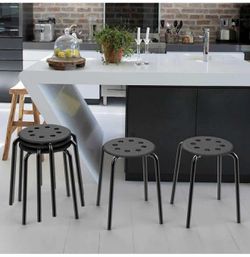 17.3in Height Portable patio Plastic Stools Backless Round Top  Pack of 5 Black M-13