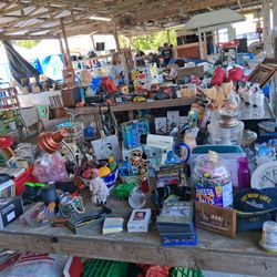 Flea Market At Airport Farmers + Flea Market