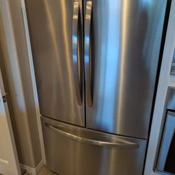 22.4 Cu. Ft. French Door Counter-Depth Refrigerator
