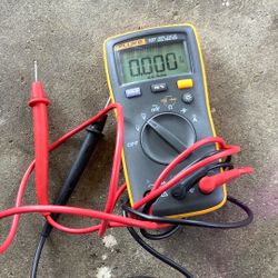 Fluke 107