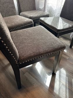 4 dining chairs