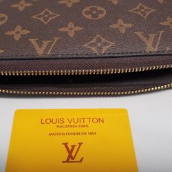 Louis Vuitton Zippy Wallet 