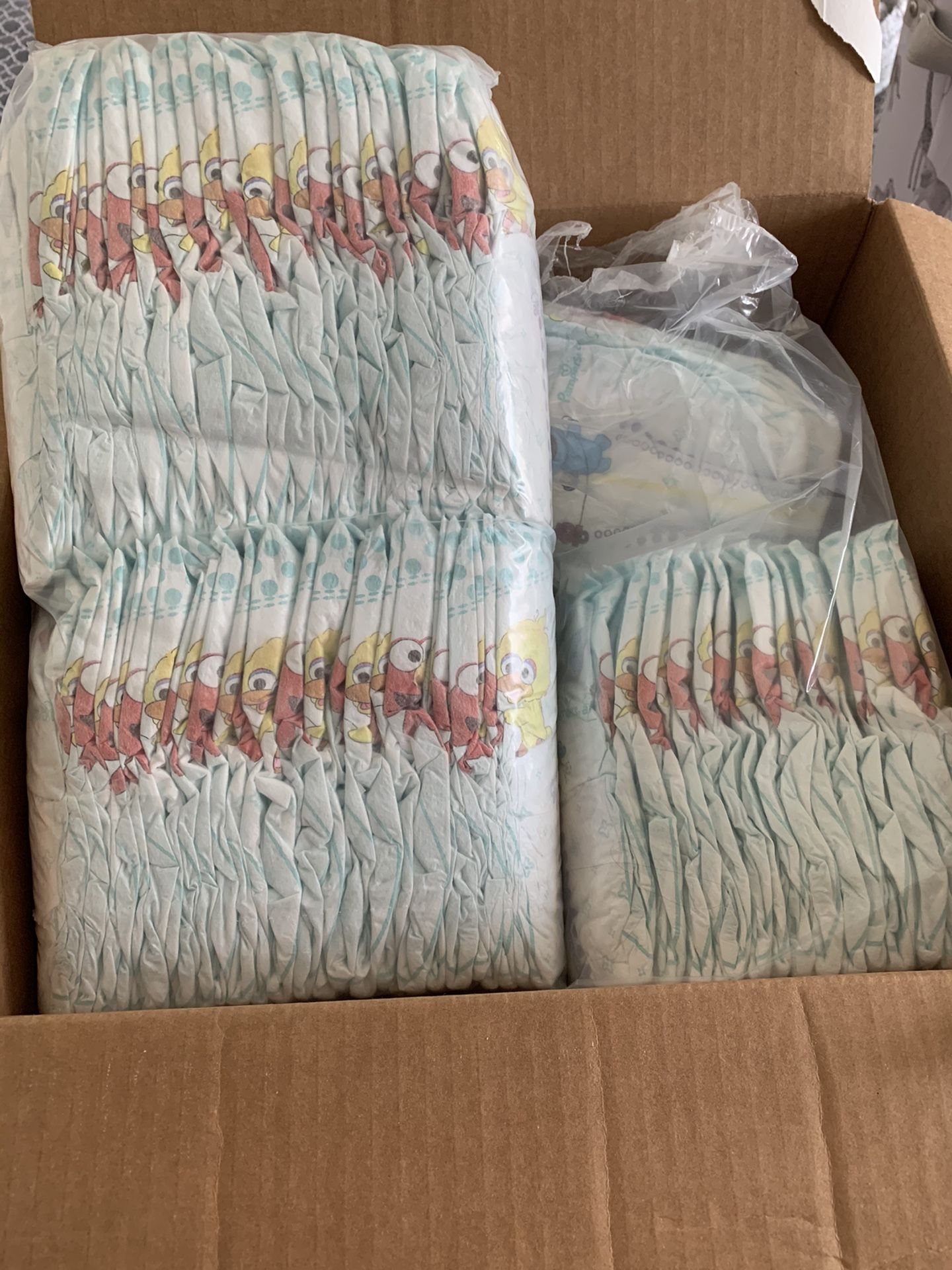 Diapers 0-2 months