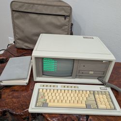 Genuine Vintage Compaq Portable II Personal Computer Model 2650 W/KEYBOARD ,Carrying Bag & Manual 