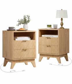 Set of 2 nightstands