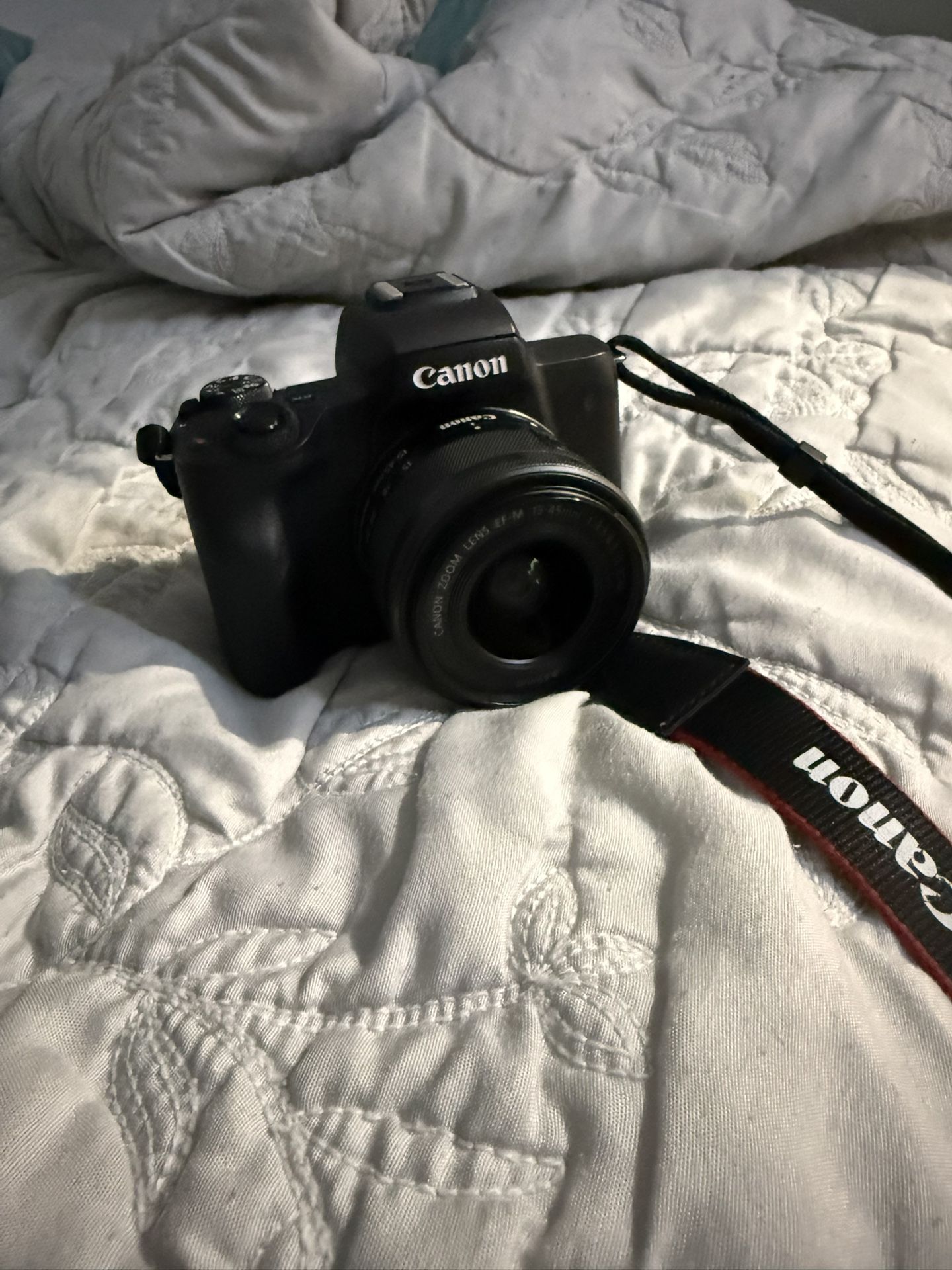 Used Canon EOS M50