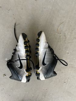 Nike Kids Football Cleats