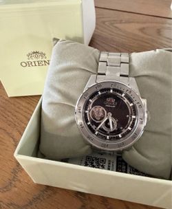 ORIENT Retro Future Camera Revival Mechanical Watch F6S22 Automatic Caliber