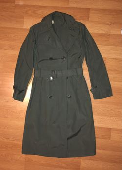 Vintage 60’s OD green men’s Army raincoat