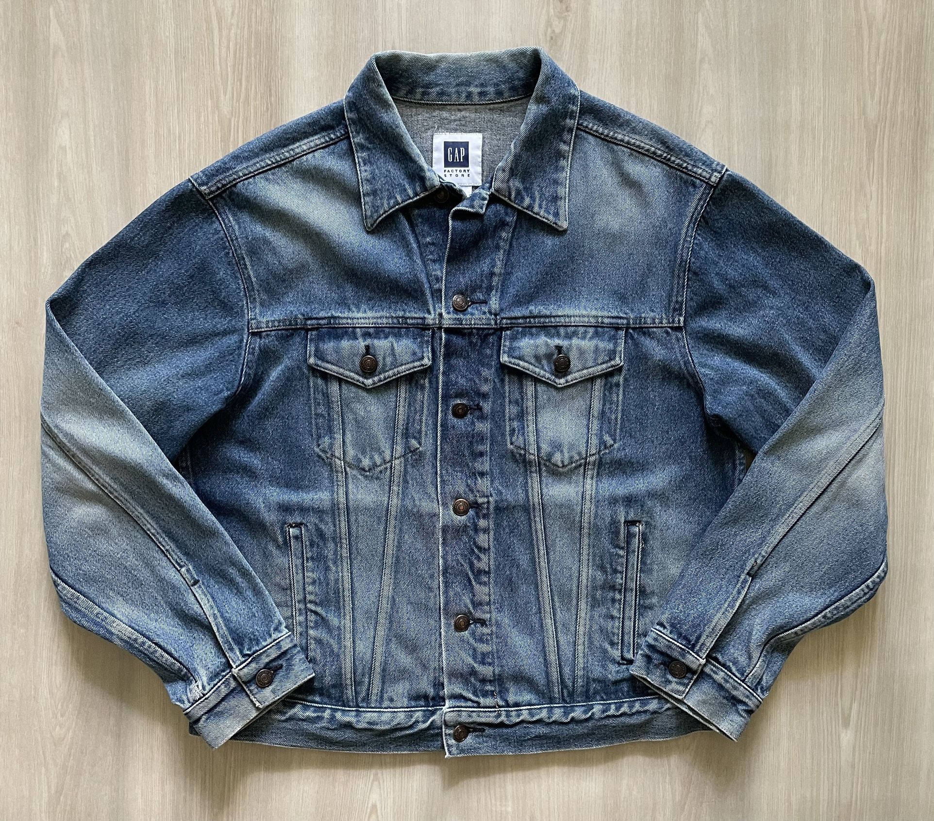 Vintage Gap Denim Trucker Jacket Medium Wash W/ Fade Mens Medium