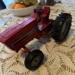 Vintage Tractor **International Harvester”  Die Cast   Euc 