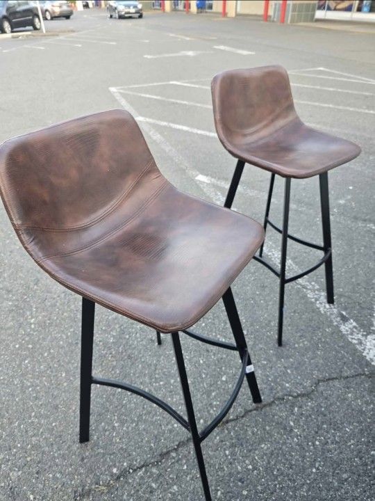 2x Faux Leather Bar Stools