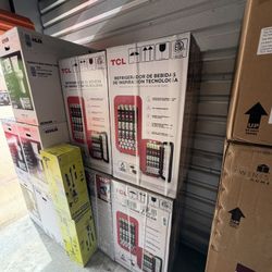 TCL 94-Can Beverage Mini Fridge w/ Glass Door – Red – American Style New