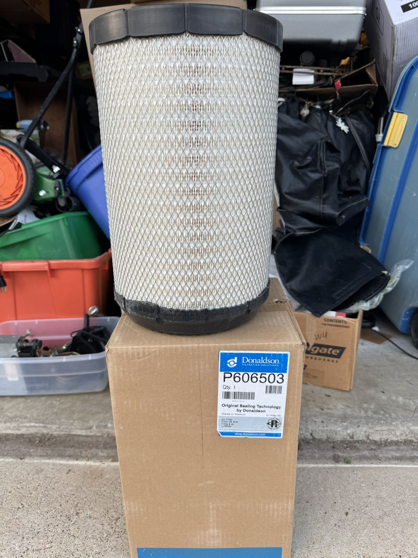 NEW! Donaldson P606503 Air Filter