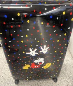 NEW Disney Bioworld Mickey Mouse Luggage 24in