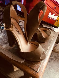 Heels size 8