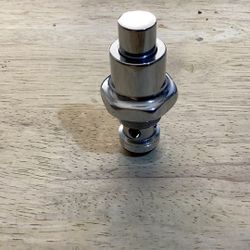 OEM  Plumbing FOOT PEDAL VALVE  Advance Tabco K-01 replacement bonnet for a pedal or knee valve.