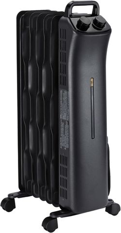 Amazon Basics 1500W 7-Fin Portable Oil-Filled Radiator Space Heater - Black