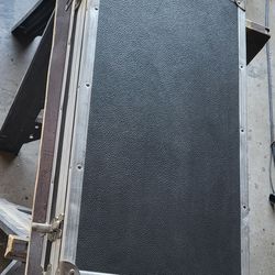 Studiomaster Diamond 16-2 mixer/case