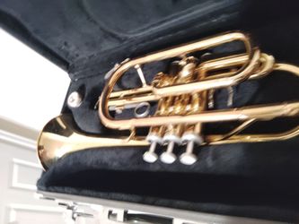 Gold Lacquer Trumpet with Case/ Yamaha cornet/ trumpet 🎺 music instrument
