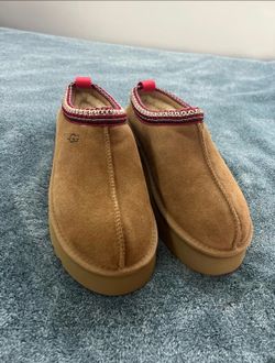 Ugg Tasman Platform