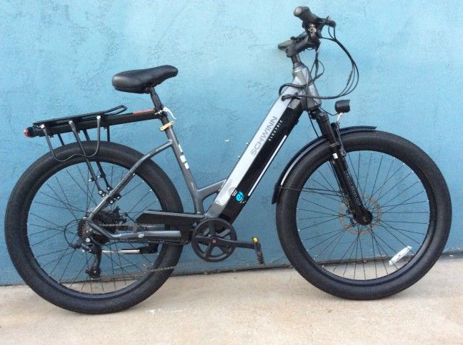Schwinn Hybrid E-Bike 