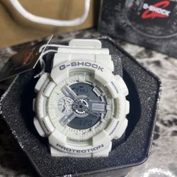 White GSHOCK GA110