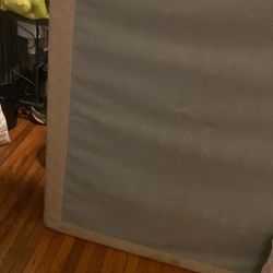  Box spring