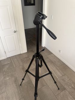 Tripod