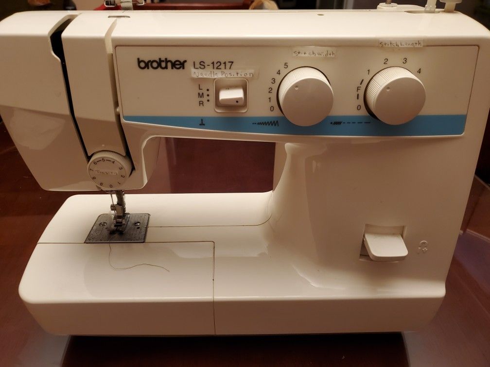 Brother LS1217 Sewing Machine for Sale in Spring, TX OfferUp