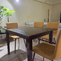 Butterfly Leaf Solid Wood Dining Table