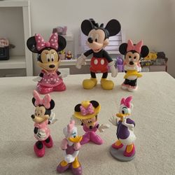 Disney Mickey & Minnie Toy Figures Bundle – 8 Pieces