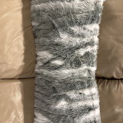 Koolaburra By UGG body Pillow 