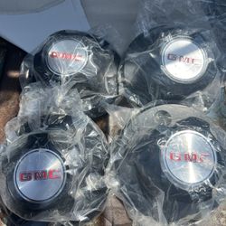 85-95 GMC  Safari-Chevy Astro center caps