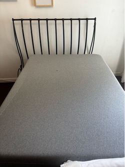 Full size mattress